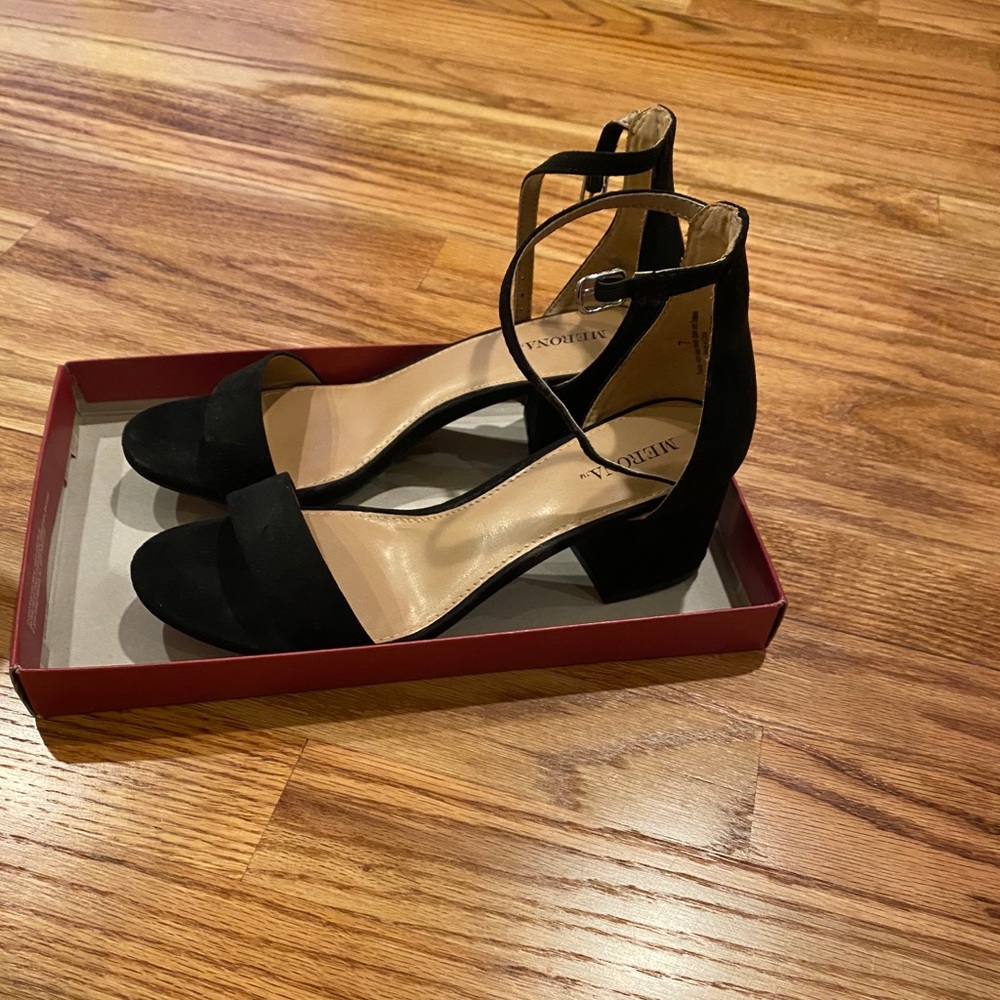 Merona suede heels